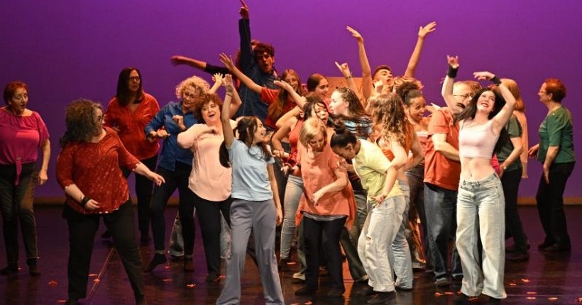 Movimiento Consciente: la expresión artística como puente entre generaciones para una ciudad más amigable