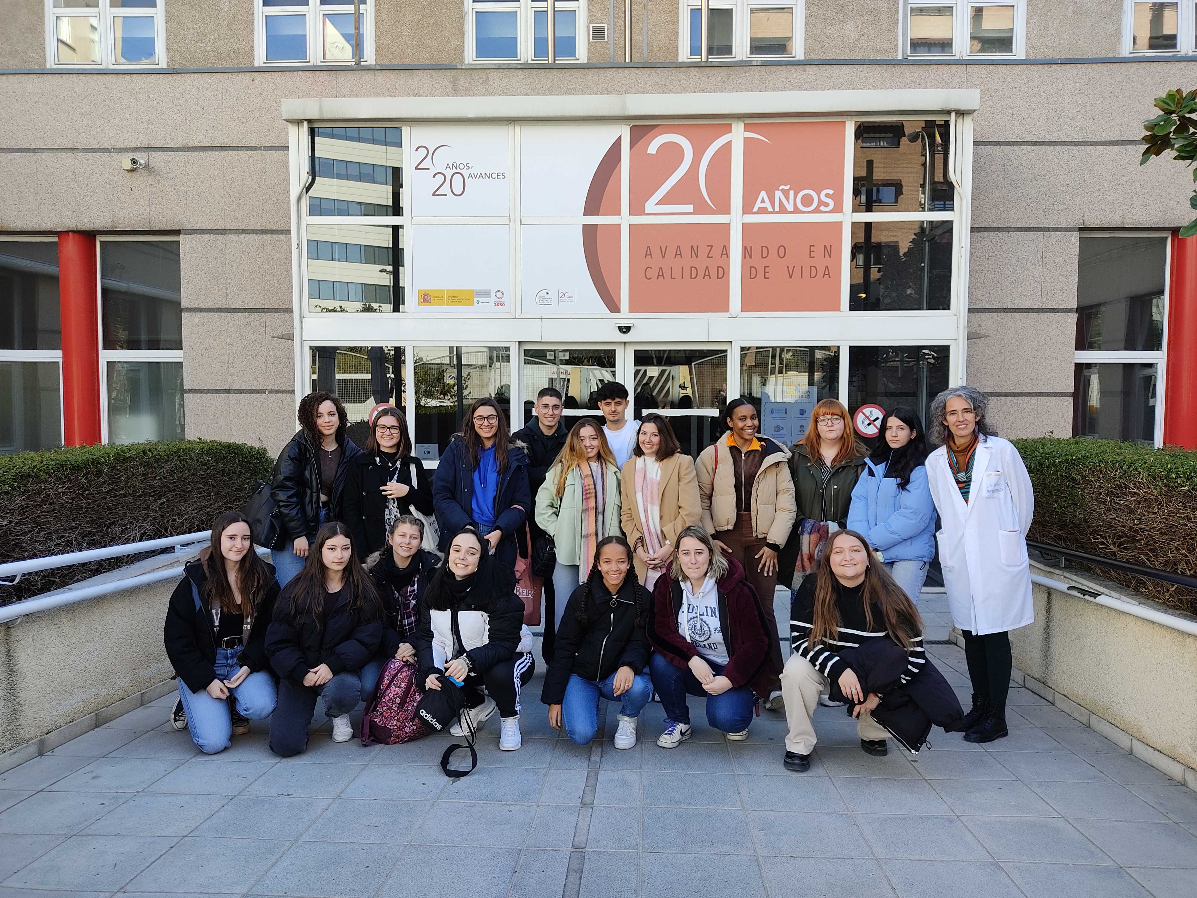 Estudiantes de la Universidad Rey Juan Carlos visitando el Ceadac