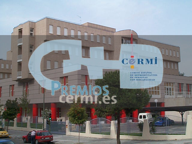 Edificio del Ceadac con el logotipo de los premios Cermi