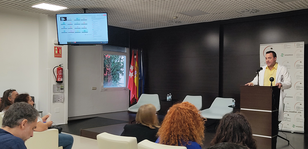 Emilio Ramos, responsable de área técnica del Ceadac, inaugurando la jornada.